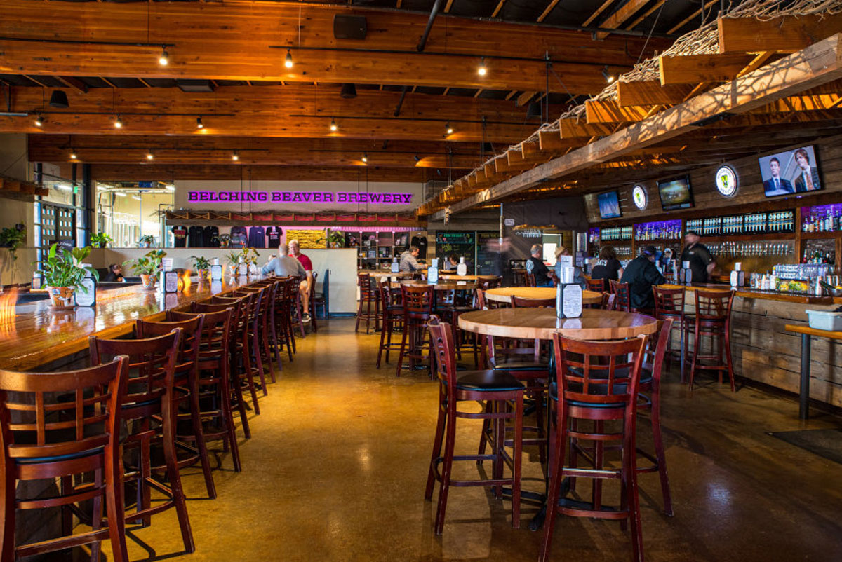 Come visit Vistas' newest locally owned Tavern and enjoy great food, 12 local tapped beer and tasty wine.